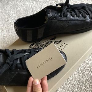 BURBERRY low tops